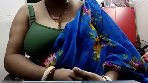Radharani online show from 10-25-25, 07:08