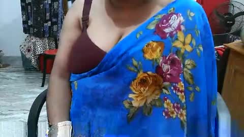 Radharani online show from 11-22-25, 09:47