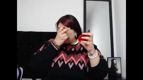 Snapshot of radiantgoddes chatting on 12-22-25, 01:52 radiantgoddes online show from 12-22-25, 01:52