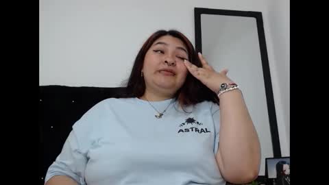 Snapshot of radiantgoddes chatting on 01-16-26, 03:38 radiantgoddes online show from 01-16-26, 03:38