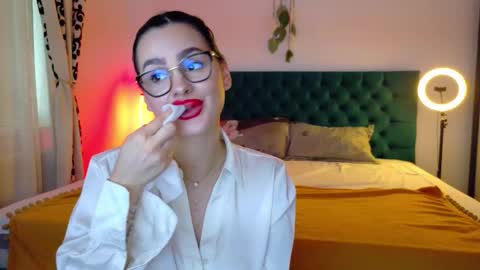 sweet peach online show from 10-04-25, 09:07