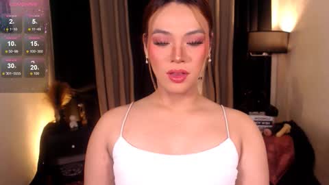 Snapshot of raeganclinton chatting on 02-15-26, 07:27 raeganclinton online show from 02-15-26, 07:27