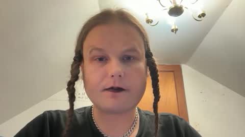 raeganv online show from 02-10-26, 11:36