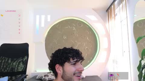 R A F A E L online show from 09-10-25, 08:42