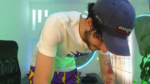 R A F A E L online show from 09-16-25, 09:16