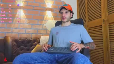 R A F A E L online show from 04-30-26, 01:50