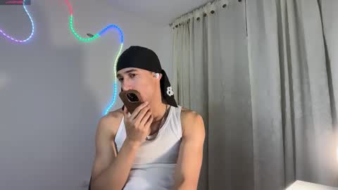 Snapshot of rafael_stone1 chatting on 02-27-26, 01:16 NEW IG online show from 02-27-26, 01:16