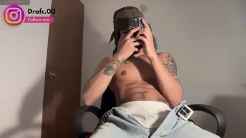 Snapshot of rafael_stone1 chatting on 06-26-26, 06:18 NEW IG online show from 06-26-26, 06:18