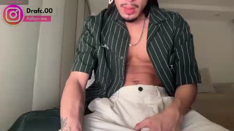 Snapshot of rafael_stone1 chatting on 08-03-26, 05:06 NEW IG online show from 08-03-26, 05:06