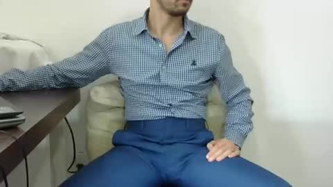 Snapshot of rafaelssk chatting on 12-23-24, 05:00 elenacam online show from 12-23-24, 05:00