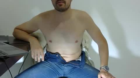 Snapshot of rafaelssk chatting on 01-08-26, 11:51 elenacam online show from 01-08-26, 11:51