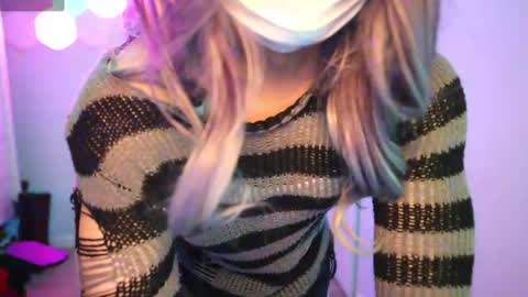 keikodances online show from 02-15-25, 01:53