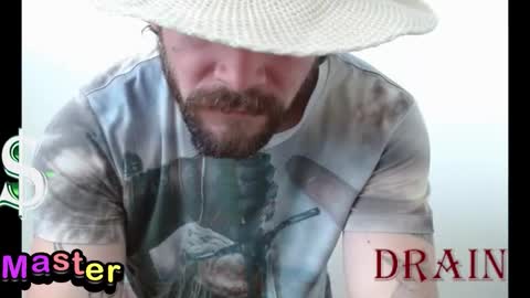 Snapshot of ragnor_vex chatting on 09-26-25, 02:43 Ragnor vex online show from 09-26-25, 02:43