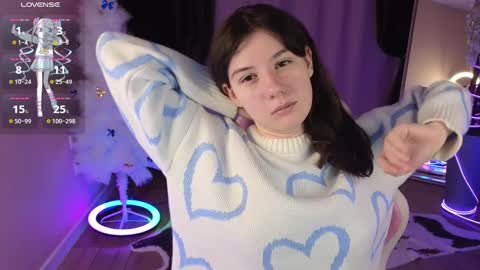 Snapshot of raiden_maid chatting on 12-22-24, 04:28 Betty online show from 12-22-24, 04:28