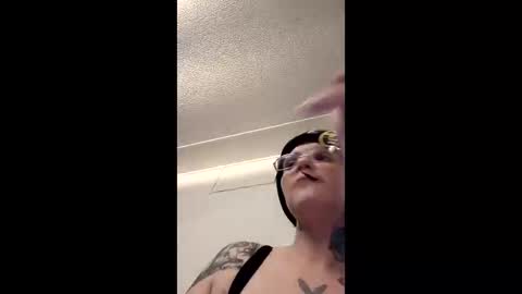 rainboweyez420 online show from 02-08-26, 11:41