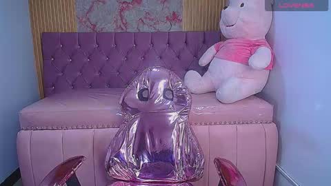 Rainy online show from 10-18-25, 05:43