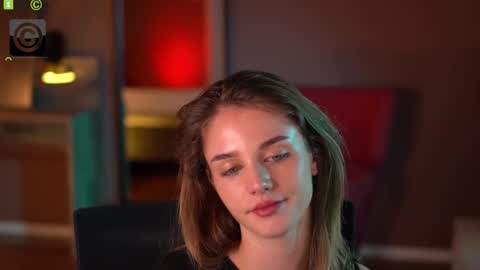 Raisa online show from 11-20-25, 07:13