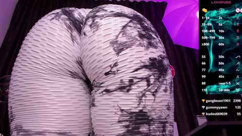 Laura online show from 01-06-25, 08:46