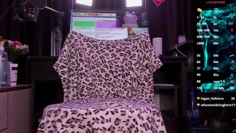 Laura online show from 01-15-25, 08:41