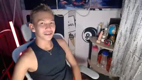 Snapshot of ralfhuge24 chatting on 03-22-26, 01:14 ralfhuge24 online show from 03-22-26, 01:14