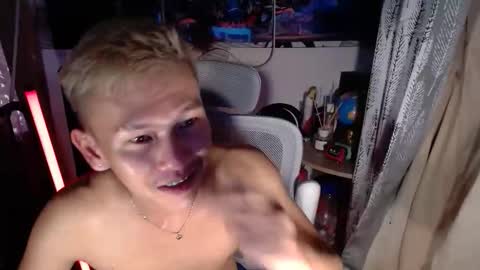 Snapshot of ralfhuge24 chatting on 03-23-26, 04:38 ralfhuge24 online show from 03-23-26, 04:38