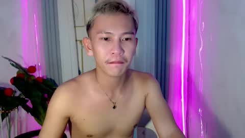 Snapshot of ralfhuge24 chatting on 04-14-26, 09:54 ralfhuge24 online show from 04-14-26, 09:54