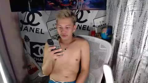Snapshot of ralfhuge24 chatting on 04-23-26, 12:29 ralfhuge24 online show from 04-23-26, 12:29