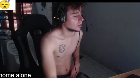 Snapshot of ramisexyloveyou chatting on 01-30-25, 12:37 Ramiro online show from 01-30-25, 12:37