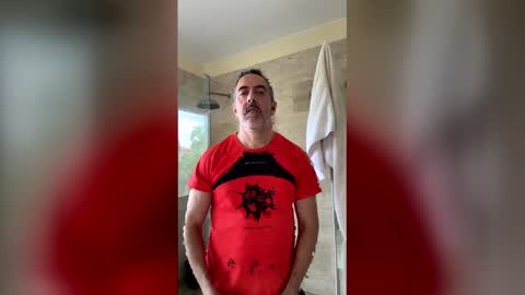 Snapshot of ramix95 chatting on 05-17-26, 11:17 ramix95 online show from 05-17-26, 11:17