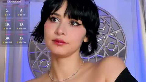 Snapshot of ramonaa_gold chatting on 08-04-26, 11:46 Ramona online show from 08-04-26, 11:46