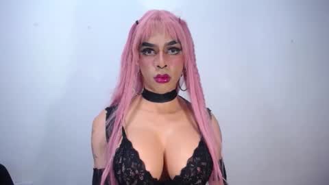 Snapshot of ramonasmit chatting on 10-07-25, 11:13 RamonaSmit online show from 10-07-25, 11:13