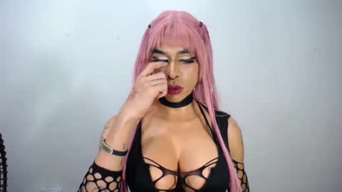 Snapshot of ramonasmit chatting on 10-13-25, 10:32 RamonaSmit online show from 10-13-25, 10:32