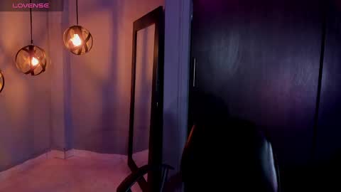 Snapshot of ramonasmith chatting on 12-09-24, 06:35 Ramona online show from 12-09-24, 06:35