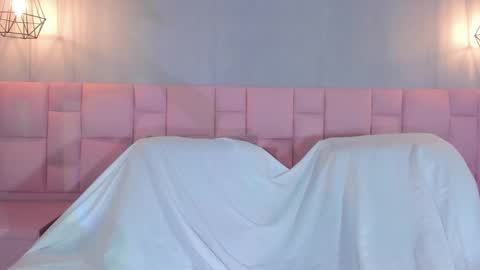 Snapshot of ramonasmith chatting on 03-10-25, 05:18 Ramona online show from 03-10-25, 05:18