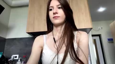Anna online show from 06-17-26, 09:56