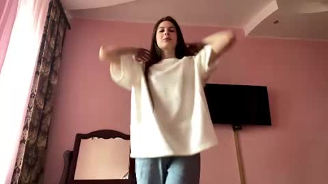 Anna online show from 06-29-26, 10:15