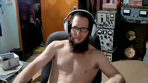 Randall online show from 11-05-25, 01:49