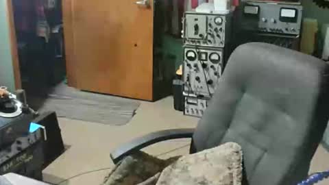 Snapshot of randalltotazz chatting on 03-08-26, 02:04 Randall online show from 03-08-26, 02:04