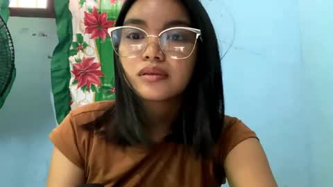 Ava online show from 04-10-26, 06:51