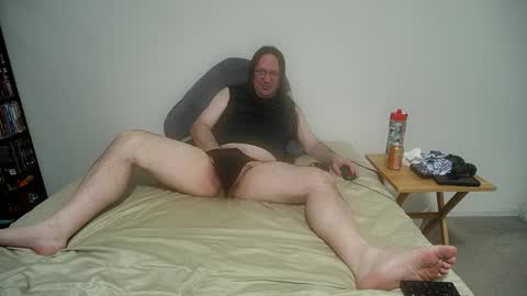 Snapshot of rando1235 chatting on 03-09-26, 04:27 rando1235 online show from 03-09-26, 04:27