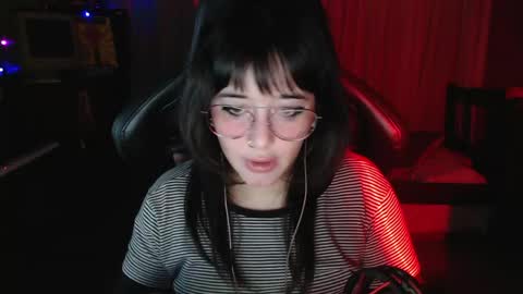 randomegirl666 online show from 04-24-26, 07:33