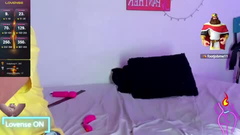 Snapshot of randyandcandy_ chatting on 02-12-25, 12:27 randyandcandy_ online show from 02-12-25, 12:27