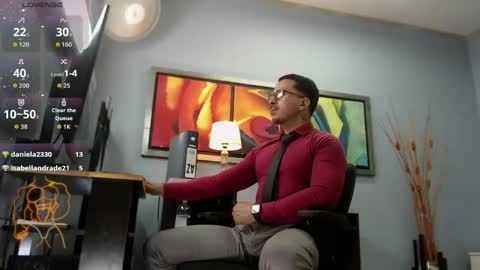Snapshot of randylukehot chatting on 04-17-26, 07:39 randylukehot online show from 04-17-26, 07:39