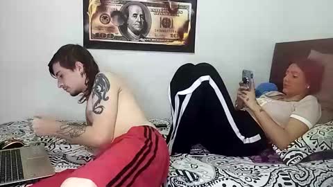 Snapshot of rangel_sex chatting on 10-09-25, 01:03 Rangel and Lola online show from 10-09-25, 01:03