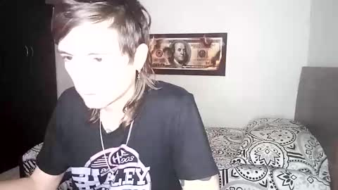 Snapshot of rangel_sex chatting on 10-22-25, 10:20 Rangel and Lola online show from 10-22-25, 10:20