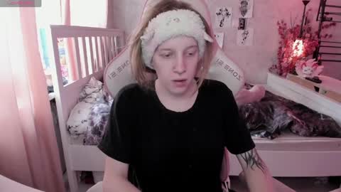 Rapunzel online show from 04-06-26, 01:12