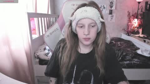 Rapunzel online show from 04-15-26, 01:29