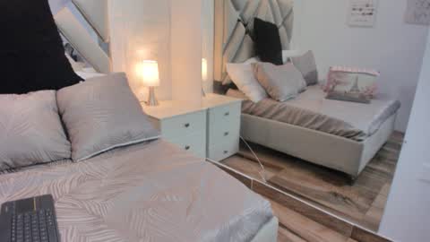 Raquel Moore  online show from 09-14-25, 05:34