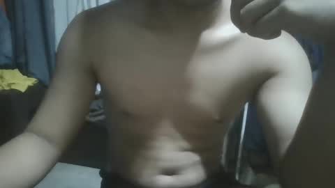 Snapshot of rarango0504 chatting on 04-05-26, 03:53 rarango0504 online show from 04-05-26, 03:53