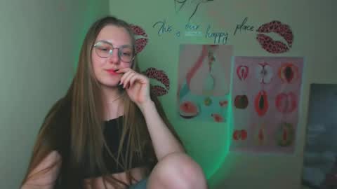 raspberry0101 online show from 02-14-25, 04:26